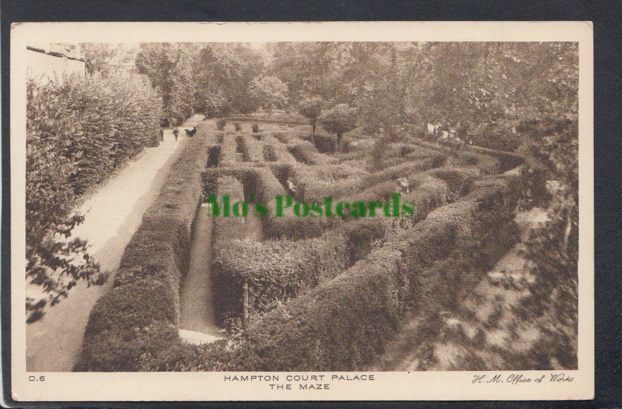 Hampton Court Palace Maze, Middlesex