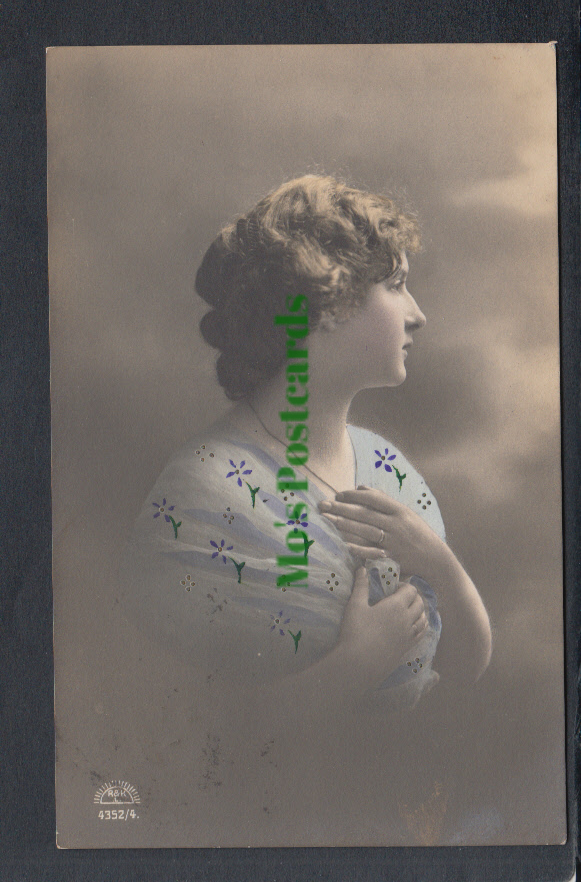 Glamour Postcard - Young Lady Pose
