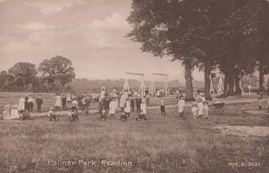 Berkshire Postcard - Children in Palmer Park, Reading - Mo’s Postcards 