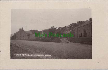 Town Yetholm Looking West