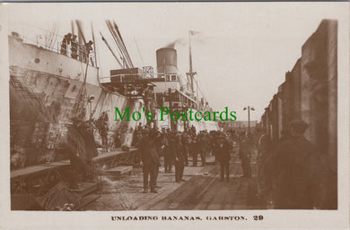 Unloading Bananas, Garston, Lancashire
