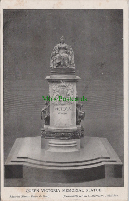 Queen Victoria Memorial Statue