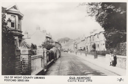 Isle of Wight Postcard - Old Newport - Castle Road c1913 - Mo’s Postcards 