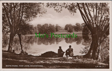 Mote Park, The Lake, Maidstone, Kent