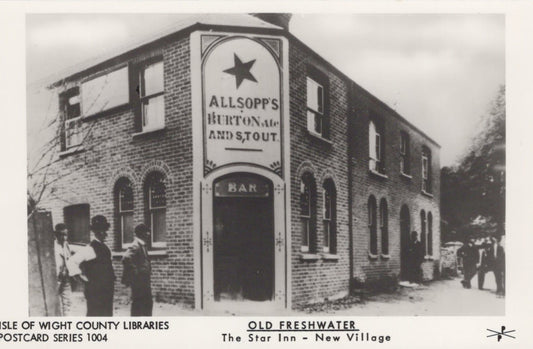 Isle of Wight Postcard - Old Freshwater - The Star Inn - New Village - Mo’s Postcards 