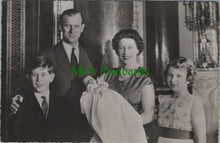 Load image into Gallery viewer, The Royal Family - H.M.The Queen
