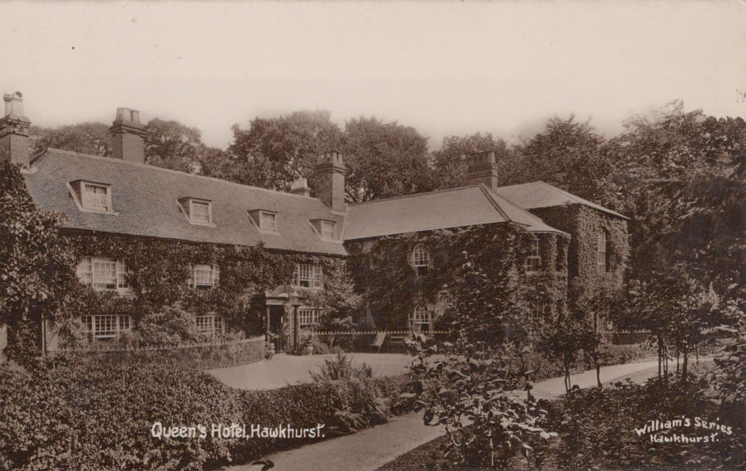 Kent Postcard - Queen's Hotel, Hawkhurst - Mo’s Postcards 