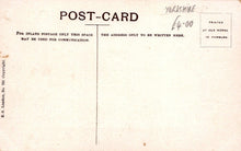 Load image into Gallery viewer, Yorkshire Postcard - Market Square and King William Statue, Hull - Mo’s Postcards 
