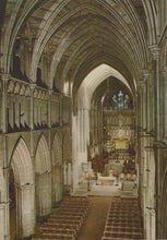 Load image into Gallery viewer, London Postcard - Nave Looking East, Southwark Cathedral - Mo’s Postcards 
