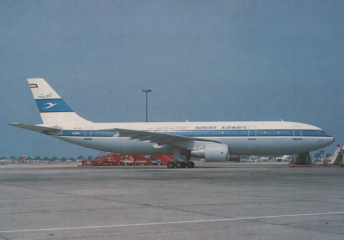 Aviation Postcard - Airbus A310 Kuwait Airways Aeroplane - Mo’s Postcards 