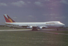 Load image into Gallery viewer, Aviation Postcard - EL-BZA B747 Philippines Airlines Aeroplane - Mo’s Postcards 
