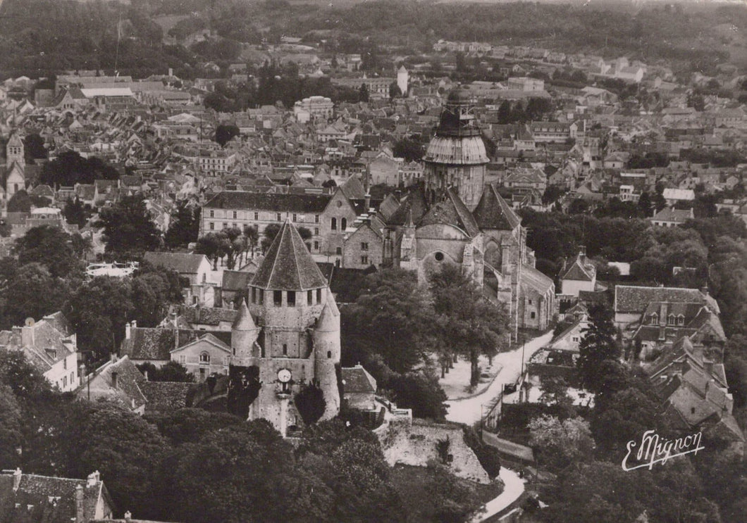 France Postcard - Provins - Vue Aerienne De La Ville Haute La Tour Cesar - Mo’s Postcards 