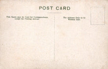 Load image into Gallery viewer, London Postcard - Trafalgar Square - Mo’s Postcards 
